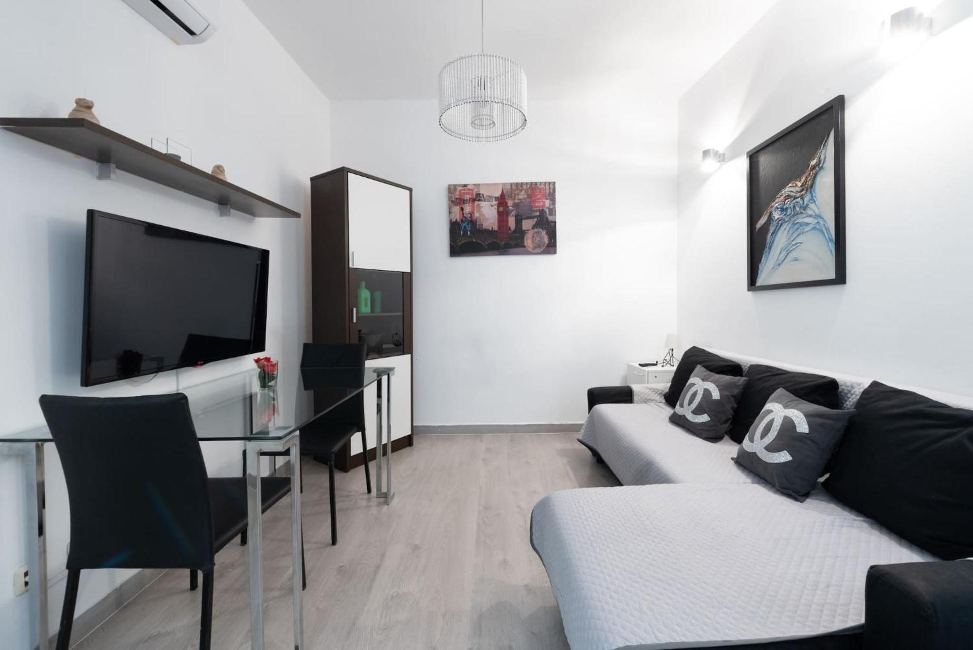 Apartamentos Day Madrid Gran Via Centro Sol Malasana Exterior foto