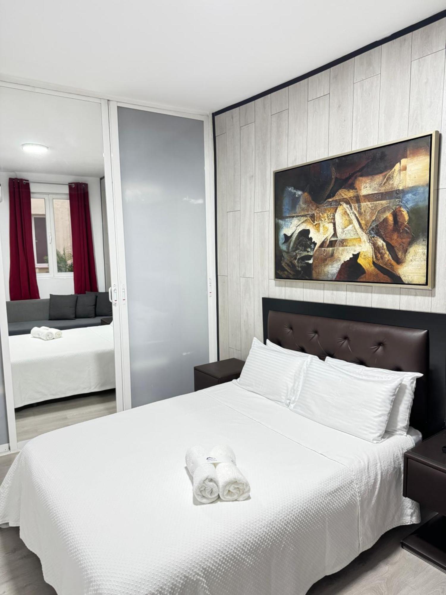Apartamentos Day Madrid Gran Via Centro Sol Malasana Exterior foto